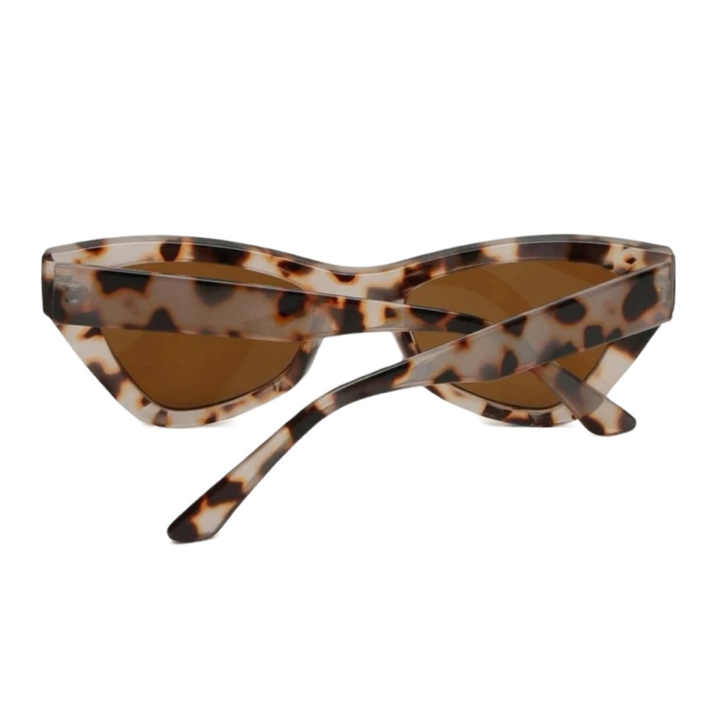 Leopard Print Cateye Neutral Color Sunglasses - Picture 4 of 5